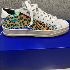 New in box P448 Jack Sneakers